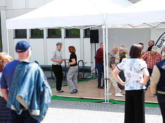 Bild 10: Gute Stimmung beim Verkaufsoffenen Sonntag