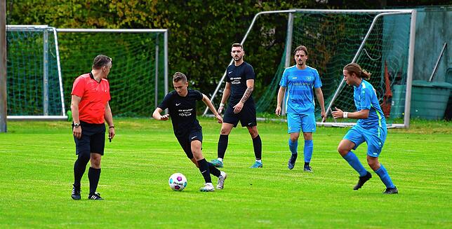 Bild 26: SV Buch setzt sich mit 6:1 gegen die SG FC Wehr/Brennet durch &ndash; und wir haben Bilder!