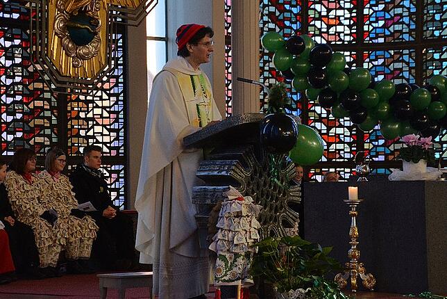 Bild 40: Bilder vom Narrentreffen der Urviecher-Zunft: Narrenmesse und Zunftmeisterempfang