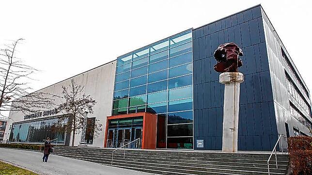 Bild : Stadthalle Singen: Vom sozialen Treffpunkt zum Leerstand