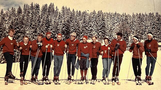 Skilehrwarte 1958 in Oberegg, Appenzell (von links): Günther Völlinger, Michael Decker, Moppel Zinnert, Adolf Schuldt, Horst Haßlinger, ...