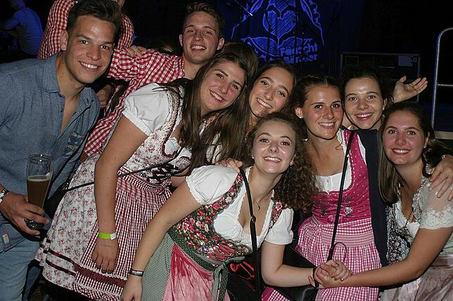 Bild 31: Bilder: Erntedankfest in Weiler startet mit einer großen Party
