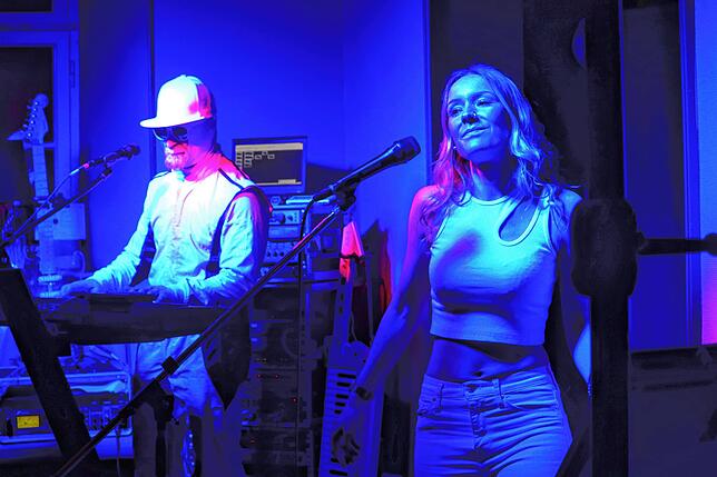 Bild 2: &bdquo;Meersburg Live&ldquo;, Teil 2: Internationale Künstler bei Musiknacht