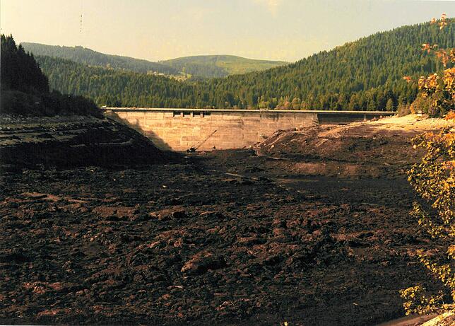 Bild 1: Faszinierende Bilder: so sah der leere Schluchsee 1983 aus
