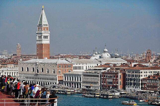 Sehnsuchtsort Venedig – auch mit dem Zug zu erreichen.
