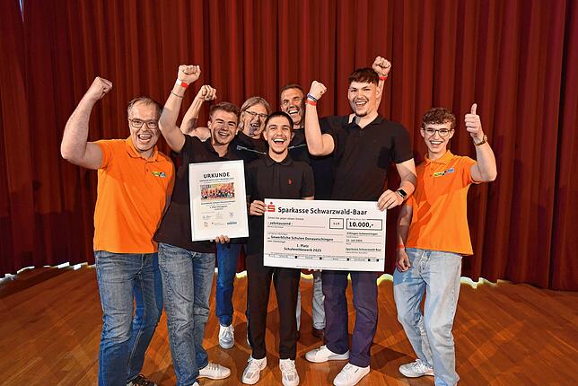 Die Hauptgewinner des Abends sind die Gewerblichen Schulen Donaueschingen mit einem Preisgeld von 10.000 Euro.