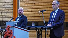 Lukas Graf (von links) und Maik Lehn stellen sich den Fragen des Wahlvolks.