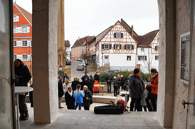 Bild 9: Die schönsten Bilder der Feier der Altarweihe in der Kirche St. Oswald in Stockach (Teil 1)