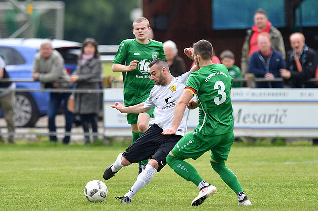 Bild 11: FSV Rheinfelden gewinnt Abstiegsduell beim FC Freiburg-St. Georgen &ndash; und wir haben die Bilder!