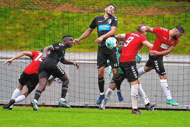 Bild 24: Tore gab es keine beim 0:0 zwischen dem FSV Rheinfelden und dem VfR Hausen &ndash; aber Bilder!