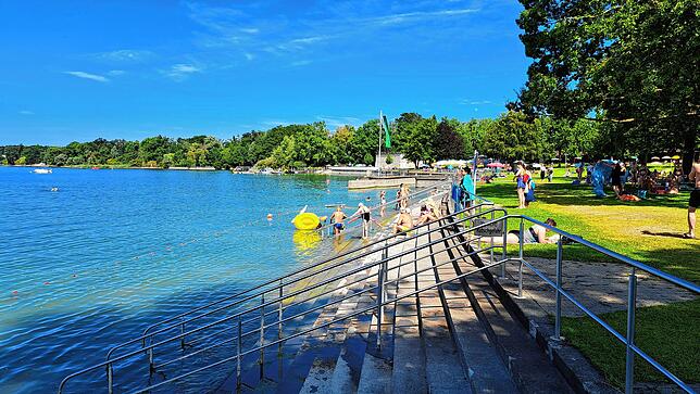 Die Betontreppen im Strandbad sollen im Zuge des Umbaus weichen.