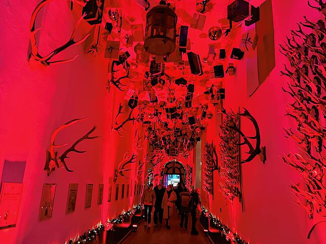 Bild 18: Freitag im weihnachtlichen Marstall: Freude, Geselligkeit und Weihnachtsflair