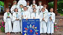Weilheim und Nöggenschwiel: 13 Kinder aus den Pfarreien St. Peter und Paul Weilheim und St. Stephanus Nöggenschwiel haben ihre ...