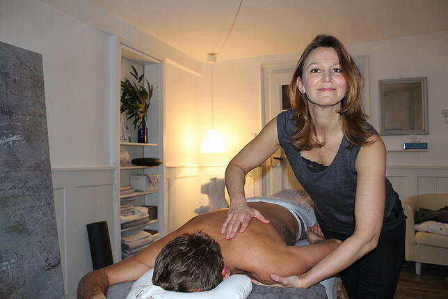 Heike Maciejczyk hat eine eigene Praxis für Massage und ganzheitliche Körpertherapie am Marktplatz.