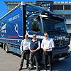 Jetzt werden auch die Lastwagen elektrisch: Geschäftsführer Alois Eckert, Fahrer Christian Merkt und Tobias Wagner von Südstern-Bölle ...