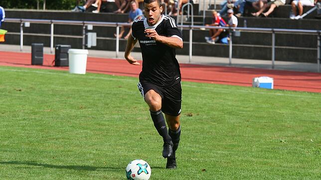 Abschied: Das Engagement von Stürmer Sandro Knab &ndash; hier noch im Trikot des SV 08 Laufenburg &ndash; ist nach vier Monaten bei ...