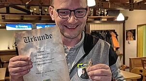 Thomas Gieracz ist seit 30 Jahren aktives Mitglied beim FC und freut sich über die Ernennung zum Ehrenmitglied. Foto: FC
