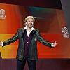 Thomas Gottschalk liebt den großen Auftritt &ndash; und den Applaus des Publikums. Beides gibt&lsquo;s für ihn bei &bdquo;Wetten, dass ...