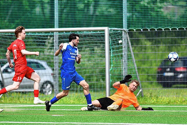 Bild 19: Der FC Radolfzell gewinnt gegen den FC Pfaffenweiler klar mit 5:0 – und wir haben die Fotos!