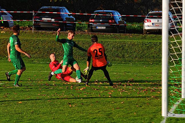 Bild 18: SV Rheintal gewinnt gegen Spvgg. Wutöschingen mit 3:0 &ndash; und wir haben Bilder!