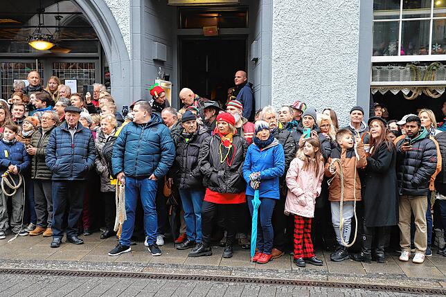 Bild 10: Überlingen: Einschnellen der Fasnet am Dreikönigstag