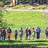 Experten des Landratsamts Waldshut und des Regierungspräsidiums Freiburg begutachteten beim Rundgang um den Schlüchtsee mögliche ...