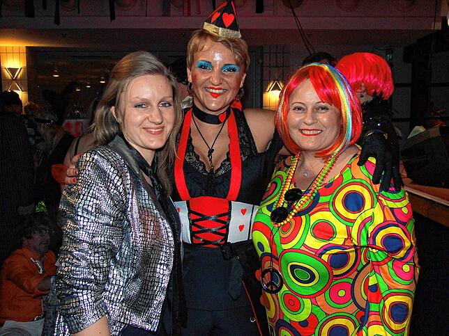 Bild 29: Viva Las Vegas &ndash; Bilder vom Holzhauerball im Milchwerk (2)