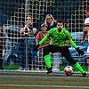 Bollwerk geknackt: Mit zwei Treffern vor der Pause stellte Johannes Baumgartner für den FC Wehr die Weichen zum 5:1-Sieg bei der SpVgg ...