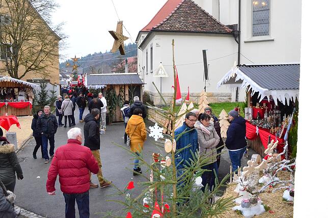 Bild 19: Bilder vom 24. Heudorfer Christkindlemarkt