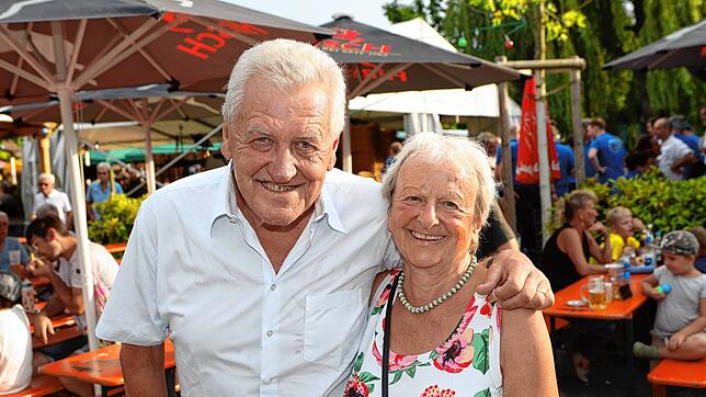 Bild 14: Das Wein- und Fischerfest 2022 ist gestartet. Hier sind die Bilder des ersten Abends