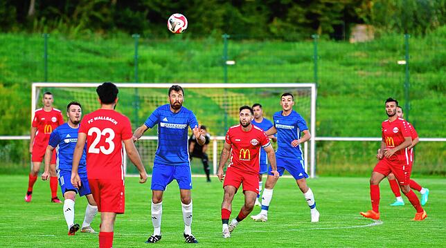 Bild 16: FC Wallbach setzt sich mit 2:0 beim SV Karsau durch &ndash; und wir haben Bilder!
