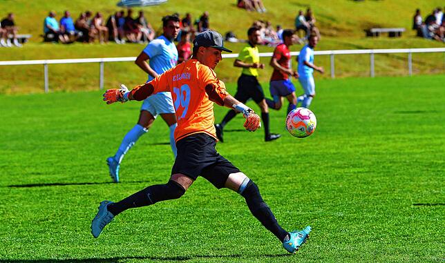 Bild 32: SG Höchenschwand/Häusern steigt nach 4:0 gegen FC Erzingen II auf &ndash; und wir haben Bilder!