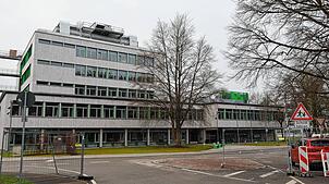 Das Immanuel-Kant-Gymnasium ist eine der beiden Tuttlinger Schulen, die von der Stadt einer grundlegenden Sanierung unterzogen werden. ...