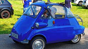 Auf Hochglanz poliert: Blickfang beim Oldtimertreff in Hütten war einmal mehr eine BMW Isetta.