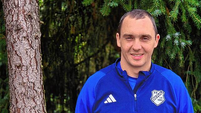 Umstellung: Trainer Sören Jörns will beim SV Berau ein neues Spielsystem etablieren und nimmt dabei in Kauf aktuell nicht zu den Besten ...