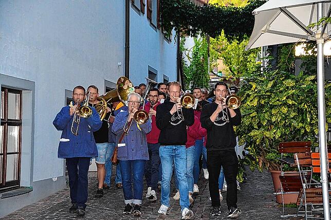 Bild 8: Rapunzel und die 100 Musiker