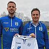 Trainerfrage beantwortet: Bei den SF Schliengen freuen sich der 2. Vorsitzende (links), Sportchef Jean Rossetti (daneben) und ...