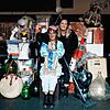Stephanie Ruppaner (links) und Fanny Zimmermann sind hochzufrieden mit dem Ergebnis des Vintage-Store-Experiments im Klimperkasten.