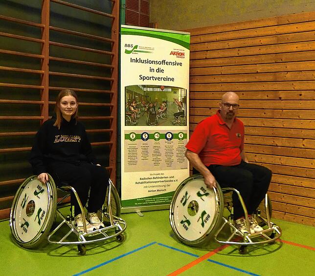 Bild 1: Wie funktioniert eigentlich Rollstuhlbasketball? Das zeigt Roland Blanke in Jestetten (mit Videos)