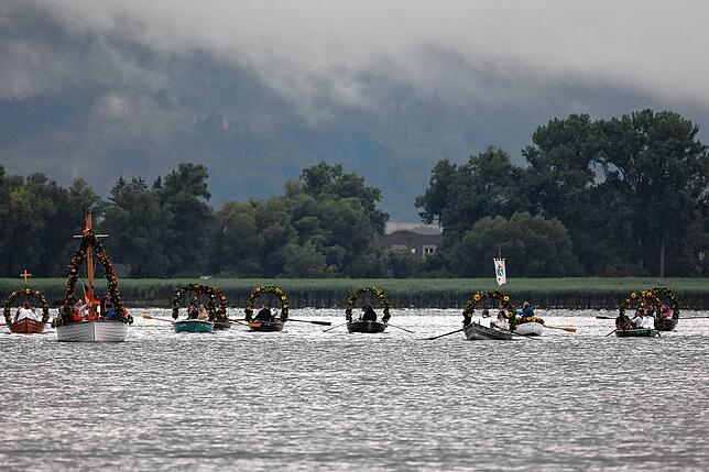 Bild 12: So war die Mooser Wasserprozession: Die schönsten Bilder