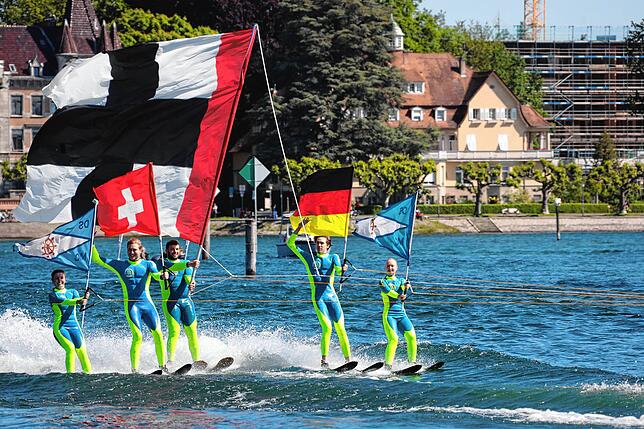 Bild 21: Spektakulär! Die besten Fotos der Wasserski-Show im Konstanzer Trichter