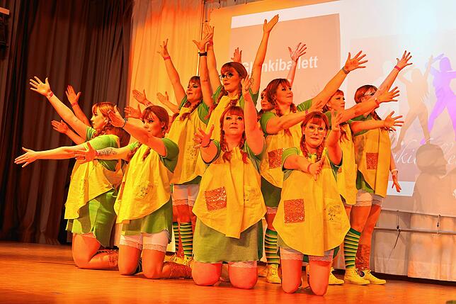 Als Pipi Langstrumpf startet das Ballett der Glonki-Gilde Villingen als erste Gruppe in den Showtanzwettbewerb und landet am Ende auf ...