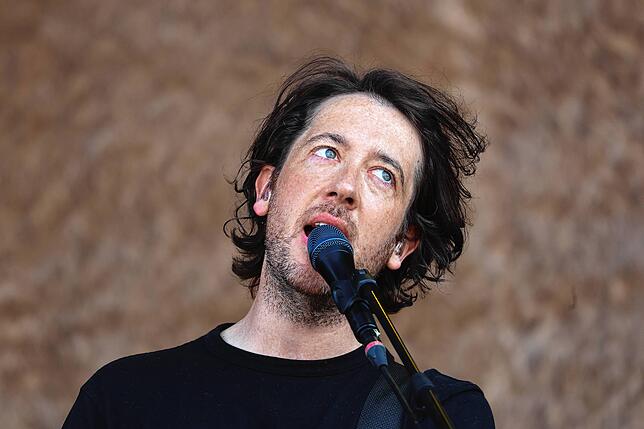 Bild 1: The Wombats in Neuhausen: Die besten Bilder vom Southside-Auftritt der Indie-Rocker
