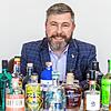 Arthur Nägele kennt die Welt der Spirituosen wie kaum ein anderer. Beim Markdorf Spirits können Besucher gemeinsam mit ihm Whisky probieren.
