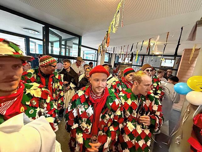 Bild 2: Schmutziger Donnerstag in Küssaberg: Hier die einzigartigen Bilder des Tages!