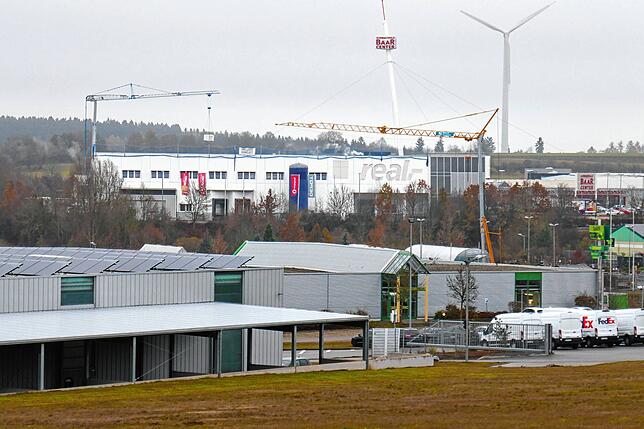 Ob mit dem Umbau des Schwarzwald-Baar-Centers die riesige Dachfläche auch für ein Solarkraftwerk genutzt wird, steht in den Sternen.