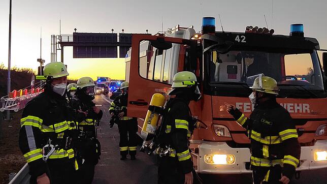 170 Feuerwehrkräfte aus der Region waren zum Einsatz am Waggershauser Tunnel ausgerückt, darunter auch die Feuerwehr Immenstaad.