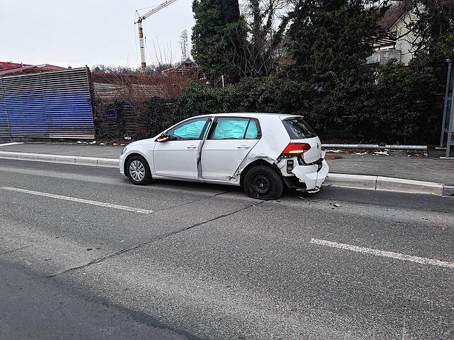 In allen Fahrzeugen haben die Airbags ausgelöst.