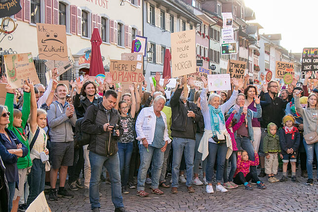 Bild 5: Jung und Alt streiken in Waldshut für das Klima &ndash; wir haben die Bilder