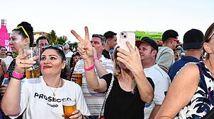 4300 Gäste besuchen das Rheingaudi-Festival im Rheinfelder Tutti-Kiesi-Areal. Nun denken die Veranstalter über eine Verlängerung nach. ...